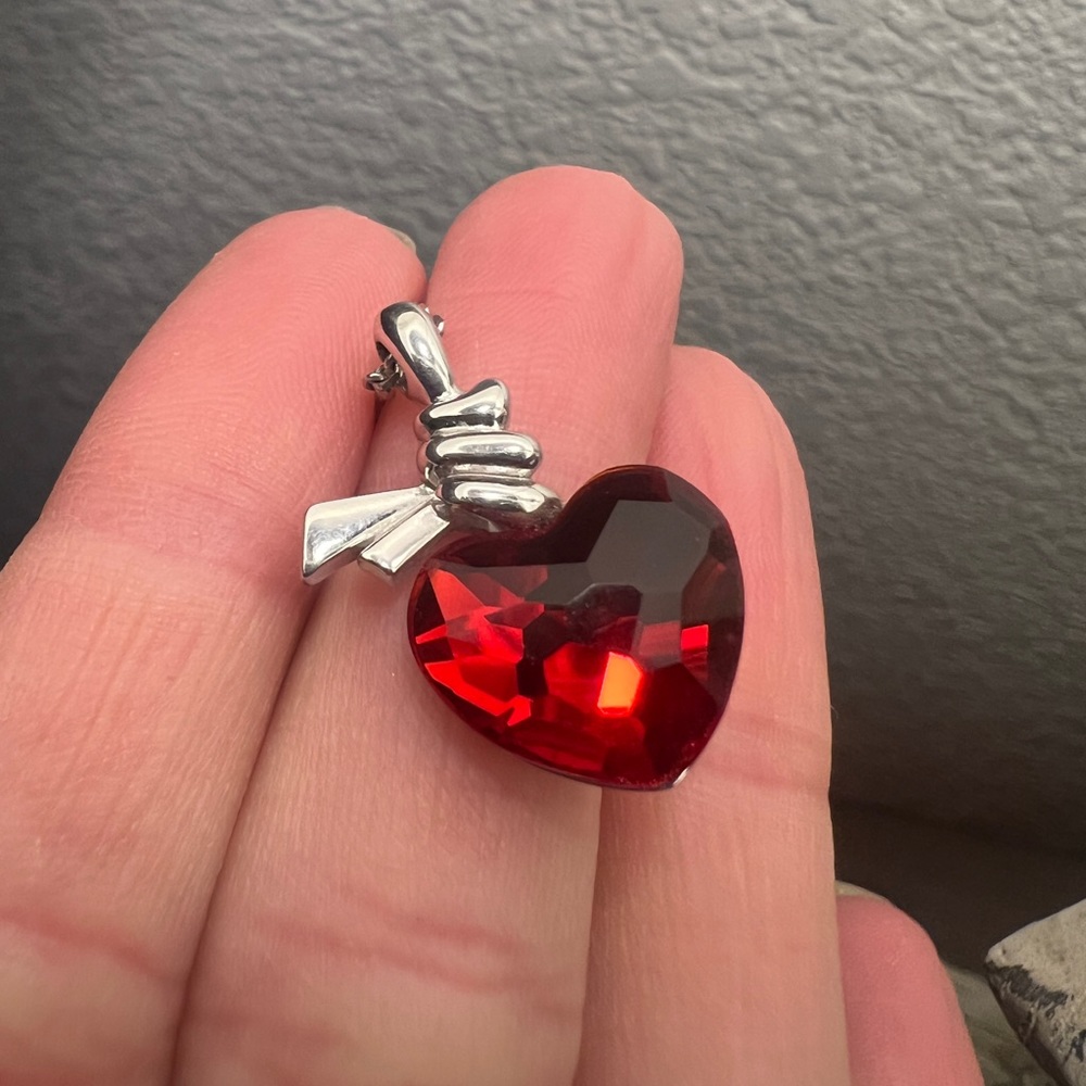 Swarovski heart necklace